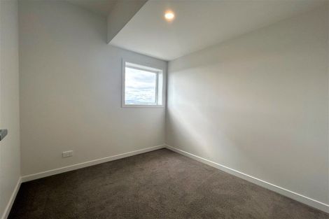 Photo of property in 5/30 Adventure Drive, Whitby, Porirua, 5024