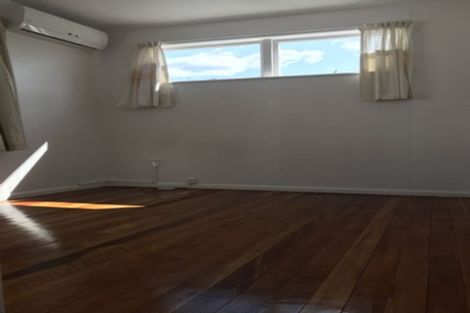 Photo of property in 1/13 Bowman Road, Forrest Hill, Auckland, 0620