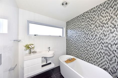 Photo of property in 14a Exeter Street, Merivale, Christchurch, 8014