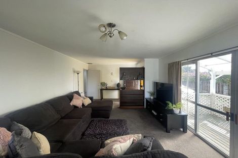 Photo of property in 32 Elmwood Crescent, Pukete, Hamilton, 3200