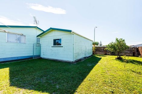 Photo of property in 69b Hume Street, Waitara, 4320