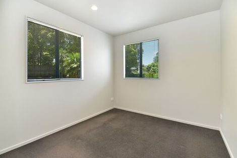 Photo of property in 16 Carento Way, Stanmore Bay, Whangaparaoa, 0932