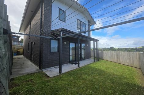 Photo of property in 7 Pukeori Street, Marfell, New Plymouth, 4310
