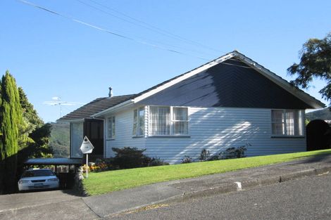 Photo of property in 14 Castle Crescent, Stokes Valley, Lower Hutt, 5019
