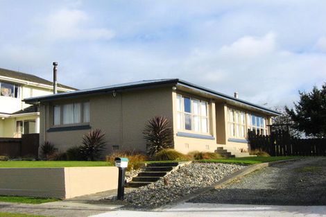 Photo of property in 38 Kowhai Avenue, Hargest, Invercargill, 9810