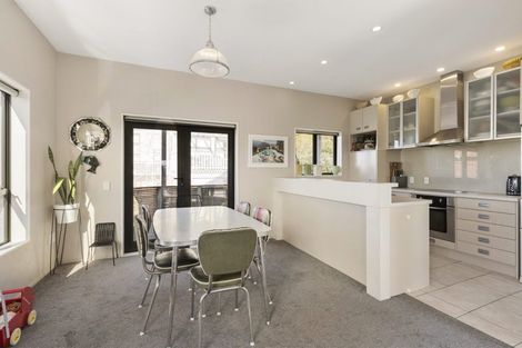 Photo of property in 9a Tavistock Road, Melrose, Wellington, 6023