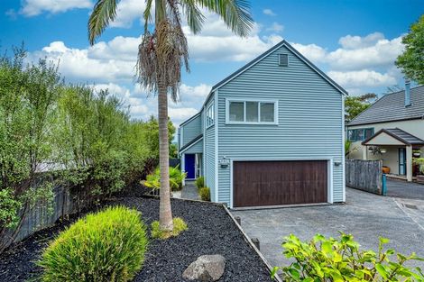 Photo of property in 123a Hobsonville Road, West Harbour, Auckland, 0618