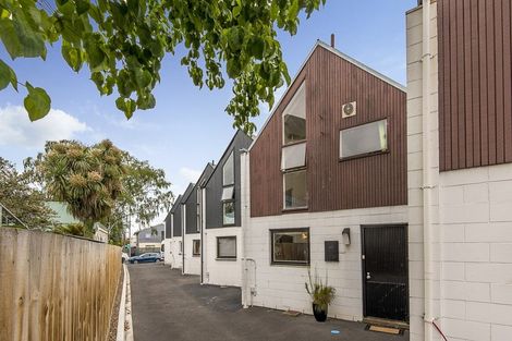 Photo of property in 2/10 Sherborne Street, St Albans, Christchurch, 8014