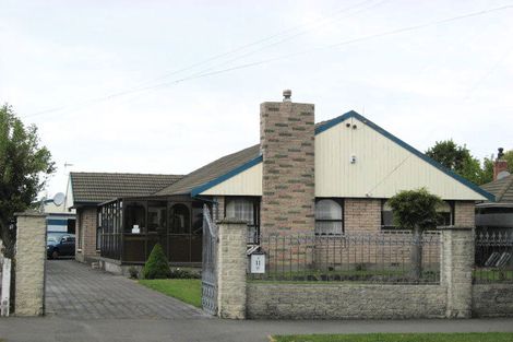 Photo of property in 11 Springbank Street, Bryndwr, Christchurch, 8053