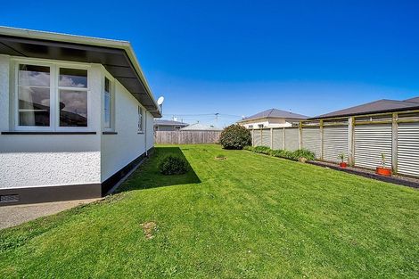 Photo of property in 105 Wilson Street, Hawera, 4610