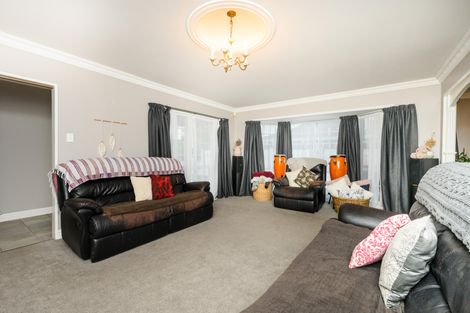 Photo of property in 6 Grange Place, Milson, Palmerston North, 4414