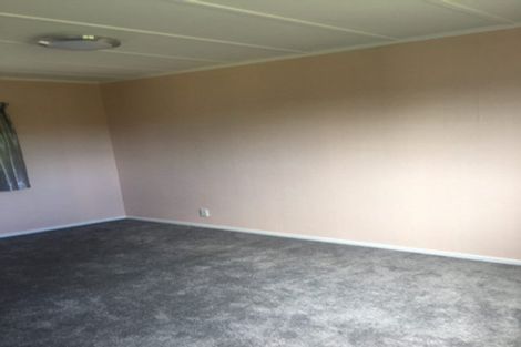 Photo of property in 695 State Highway 16, Kumeu, 0891
