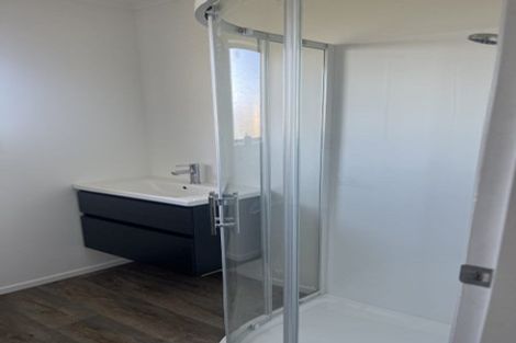 Photo of property in 4a The Track, Plimmerton, Porirua, 5026