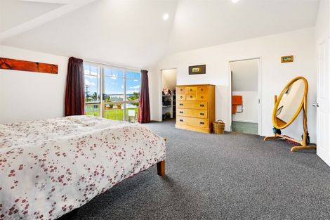 Photo of property in 40 Starlight Cove, Hobsonville, Auckland, 0618