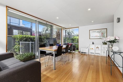 Photo of property in 52a Killarney Street, Takapuna, Auckland, 0622