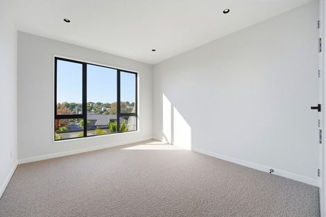 Photo of property in 2/8 Park Rise, Campbells Bay, Auckland, 0630