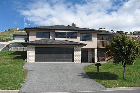 Photo of property in 11 Bateleur Close, Welcome Bay, Tauranga, 3112