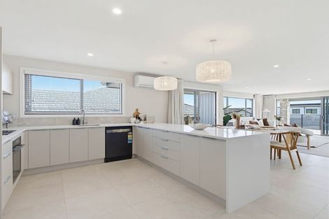 Photo of property in 15 Kanuka Avenue, Owhata, Rotorua, 3010