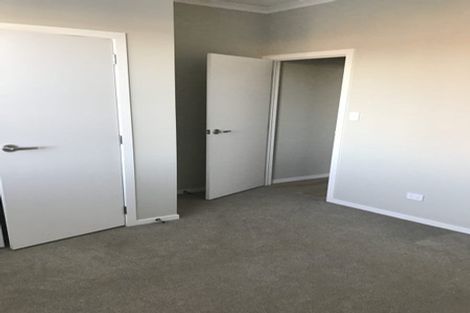 Photo of property in 41 Vogwill Road, Kumeu, 0810