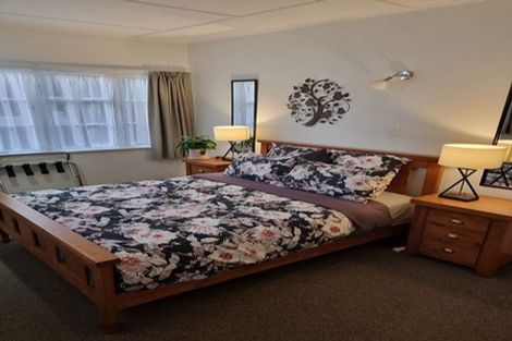 Photo of property in 3 Brown Grove, Fairfield, Lower Hutt, 5011