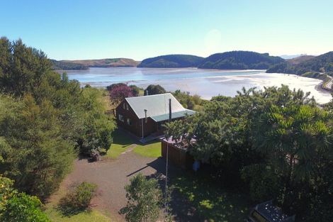 Photo of property in 1 Willow Point Road, Taharoa, 3988