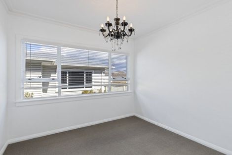 Photo of property in 11 Waimea Street, Westown, New Plymouth, 4310
