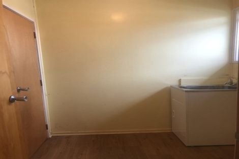 Photo of property in 18 Anich Road, Massey, Auckland, 0614