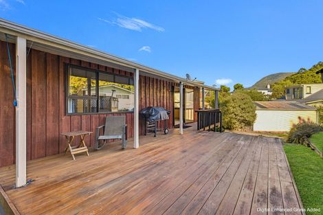 Photo of property in 15a Hampden Street, Picton, 7220