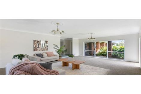 Photo of property in 2 Glenross Drive, Wattle Downs, Auckland, 2103