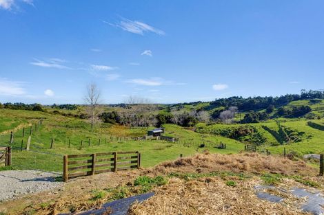 Photo of property in 63 Porter Road, Paparoa, 0571