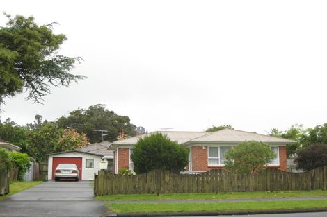 Photo of property in 2/423 Great South Road, Rosehill, Papakura, 2113