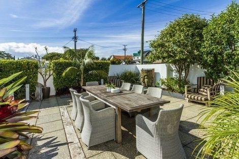 Photo of property in 1/2 Cecil Road, Milford, Auckland, 0620