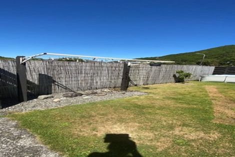 Photo of property in 69a Hartford Crescent, Totara Park, Upper Hutt, 5018