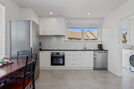 Photo of property in 3/211 Aldwins Road, Phillipstown, Christchurch, 8062