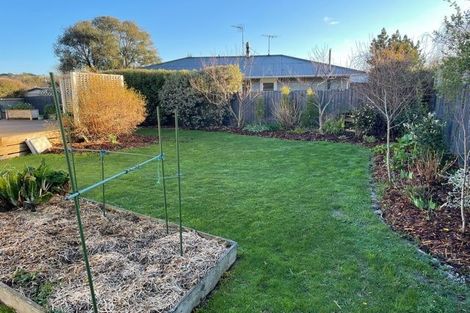 Photo of property in 15 Lucienne Place, Hillsborough, Christchurch, 8022