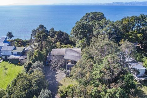 Photo of property in 203 Howard Road, Orere Point, 2585