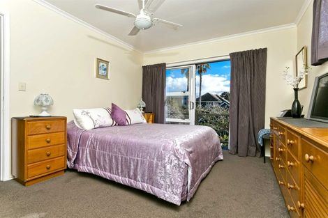 Photo of property in 2/4 Frater Avenue, Milford, Auckland, 0620