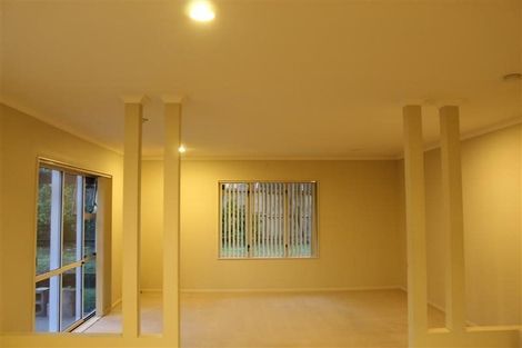 Photo of property in 12 Liffey Drive, East Tamaki, Auckland, 2013