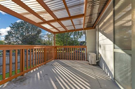 Photo of property in 81a Dundale Avenue, Blockhouse Bay, Auckland, 0600