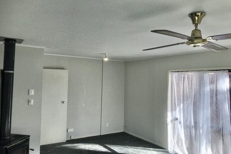 Photo of property in 123 Sykes Road, Weymouth, Auckland, 2103