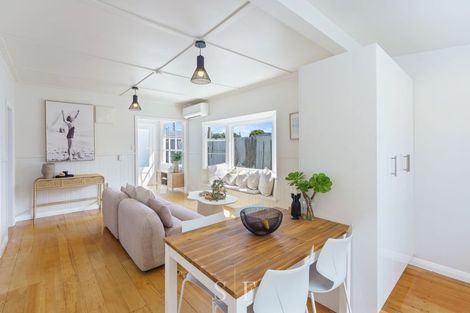 Photo of property in 15 Rauparaha Street, Waikanae Beach, Waikanae, 5036