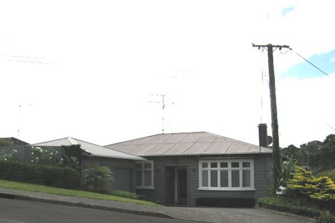 Photo of property in 64 Maritime Terrace, Birkenhead, Auckland, 0626