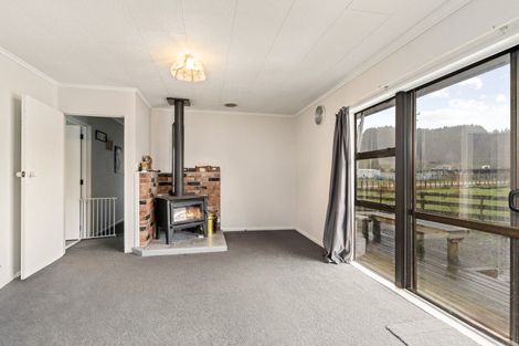 Photo of property in 166 West Road, Mauriceville, Masterton, 5882