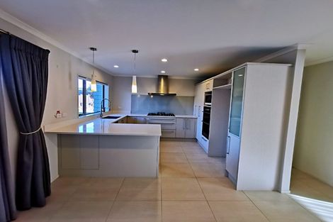 Photo of property in 12 Creda Road, Wattle Downs, Auckland, 2103