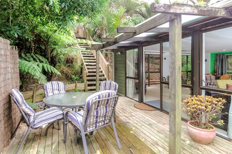Photo of property in 61 Warner Park Avenue, Laingholm, Auckland, 0604