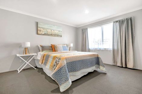 Photo of property in 100 Shakespeare Street, Leamington, Cambridge, 3432