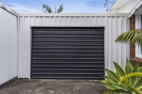 Photo of property in 3/33 Northumberland Avenue, Belmont, Auckland, 0622