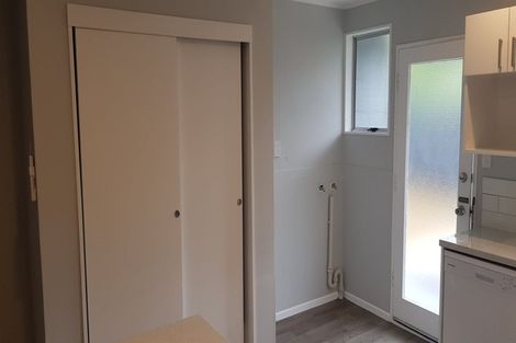 Photo of property in 80c Airlie Road, Plimmerton, Porirua, 5026