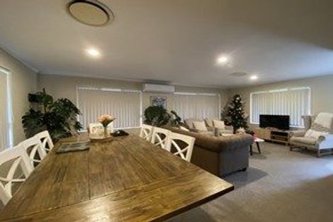 Photo of property in 18 Thomas Road, Flat Bush, Auckland, 2019