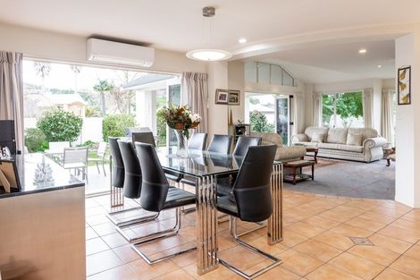 Photo of property in 21 Pukekura Place, Taradale, Napier, 4112